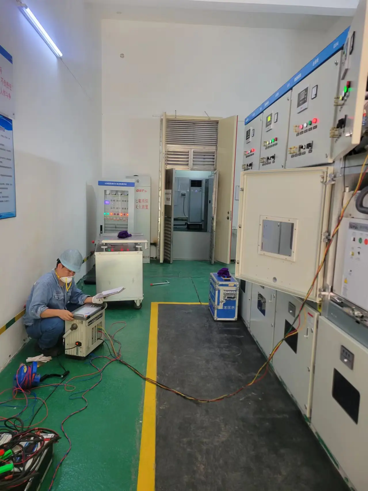 空氣溫濕度對電氣設(shè)備的主要影響